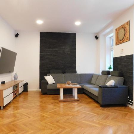 Modern Apartment Hrenova Street Laibach Exterior foto