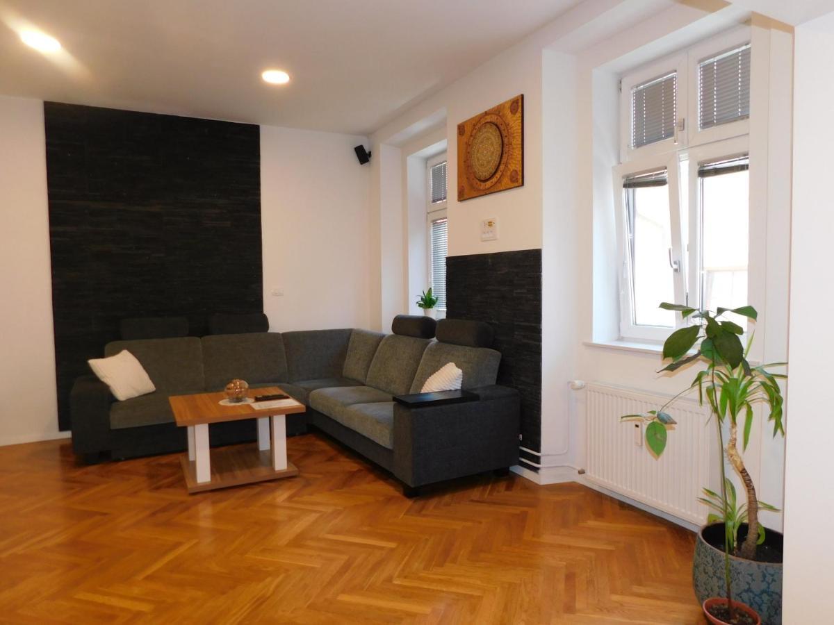 Modern Apartment Hrenova Street Laibach Exterior foto